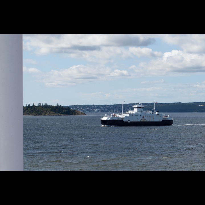 Bastø IV - Going from Moss to Horten, we meet the other ferry.