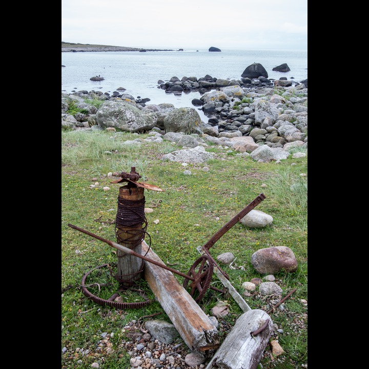 Stensvika and an old windlass for pullling boats up from storm waters