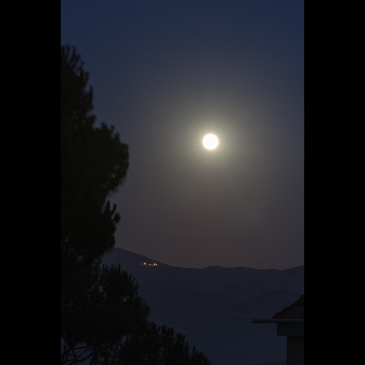 On our last evening in Jdeideh, a full moon over the Chebaa Farms