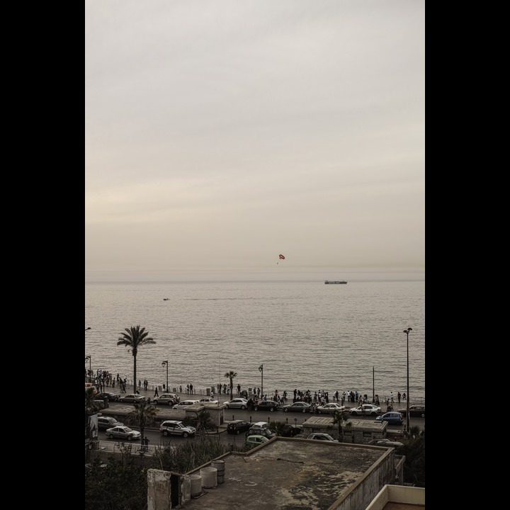 A hot, but mercifully dry, afternoon on the Corniche